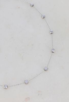 Collier en acier à pampilles cubiques