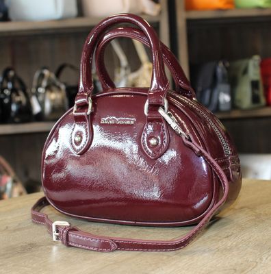 Petit sac à main vernis bordeaux