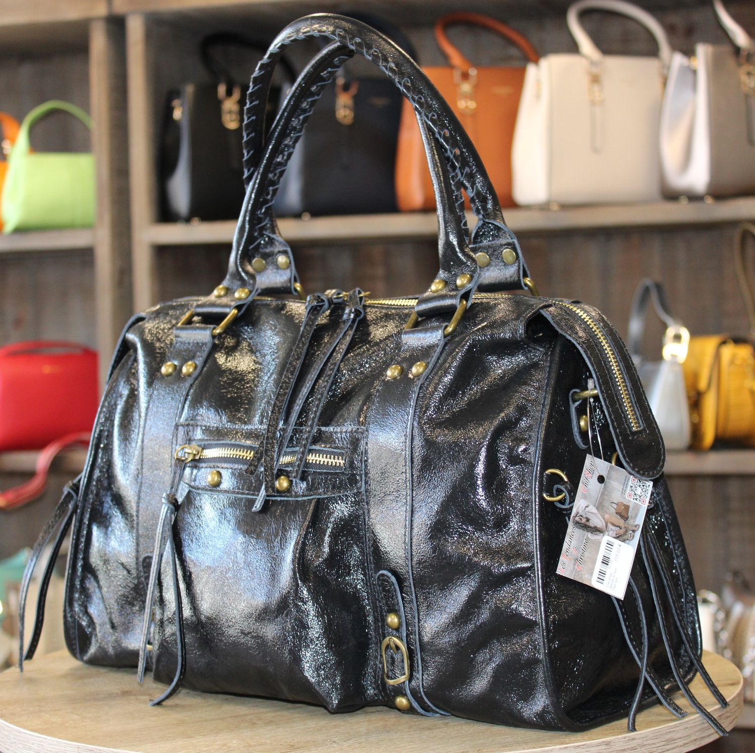 Grand sac épaule en cuir irisé noir