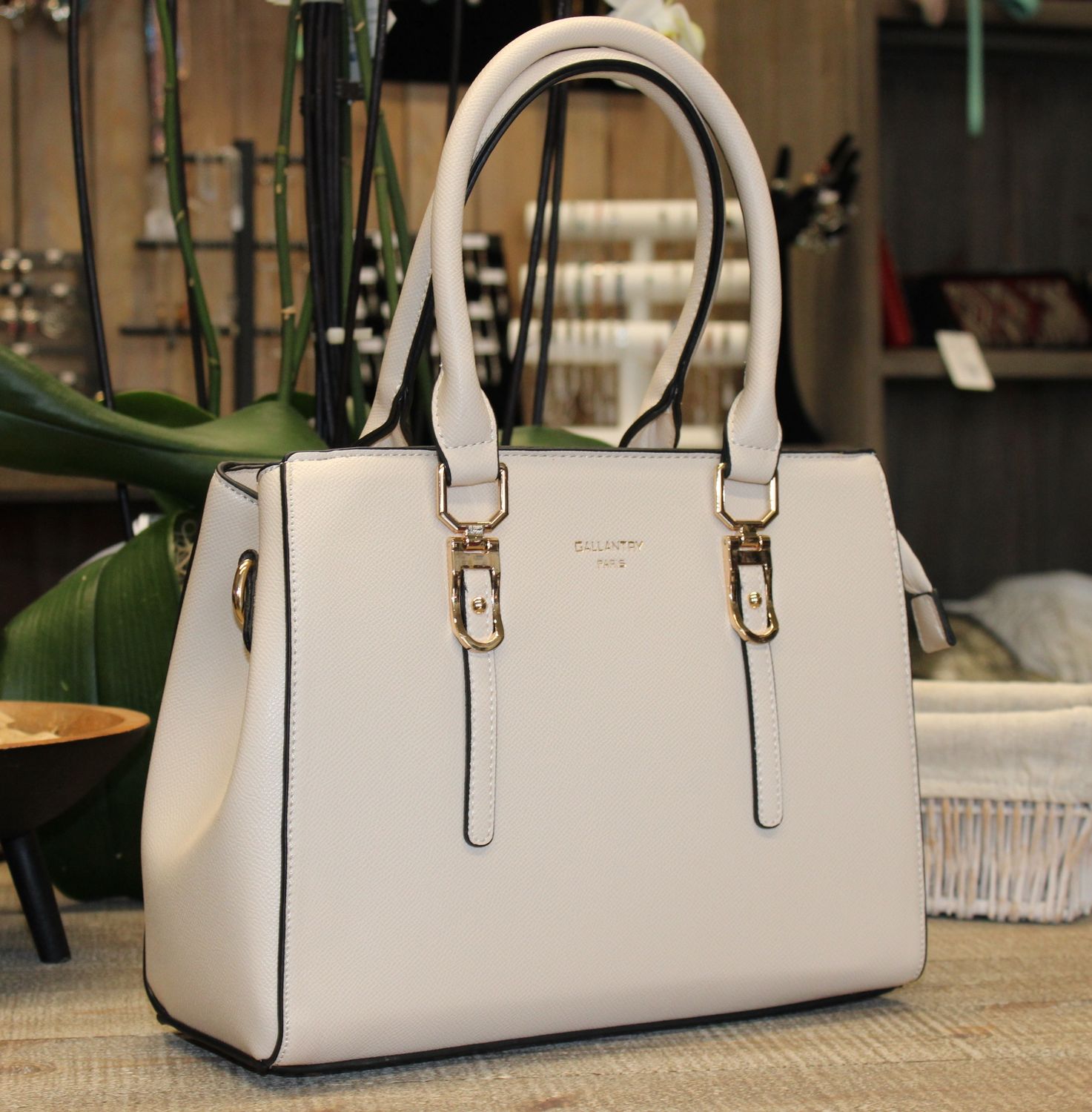 Sac à main en similicuir beige