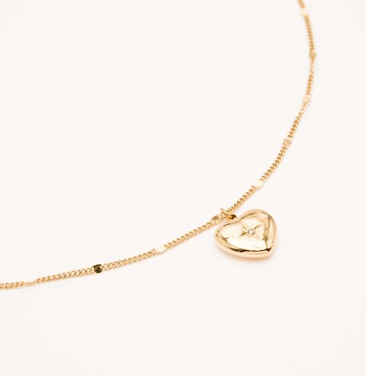 Chaine fine avec pendentif cœur en acier doré