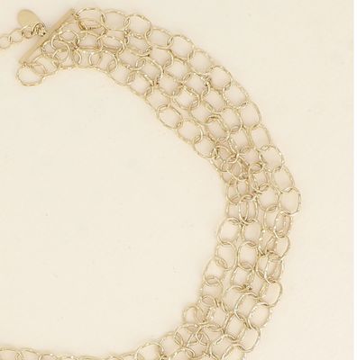 Collier ras de cou en acier à 4 rangs