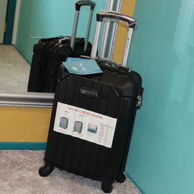 Petite valise en ABS noir