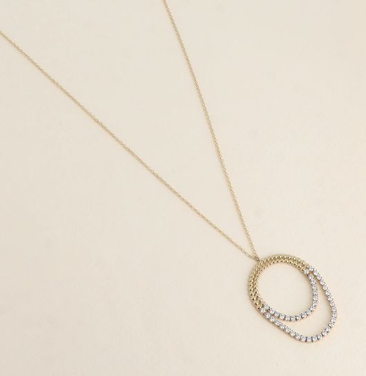 Sautoir en acier doré avec pendentif de 2 chaînes rivières pendantes