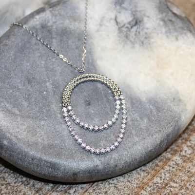 Sautoir en acier avec pendentif de 2 chaînes rivières pendantes