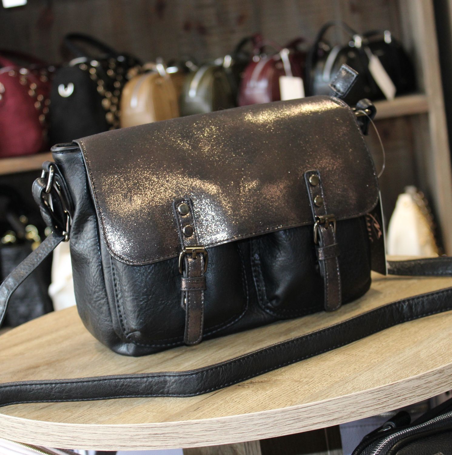 Sac bandoulière noir (grand format)