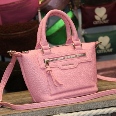 Petit sac en cuir synthétique rose bonbon