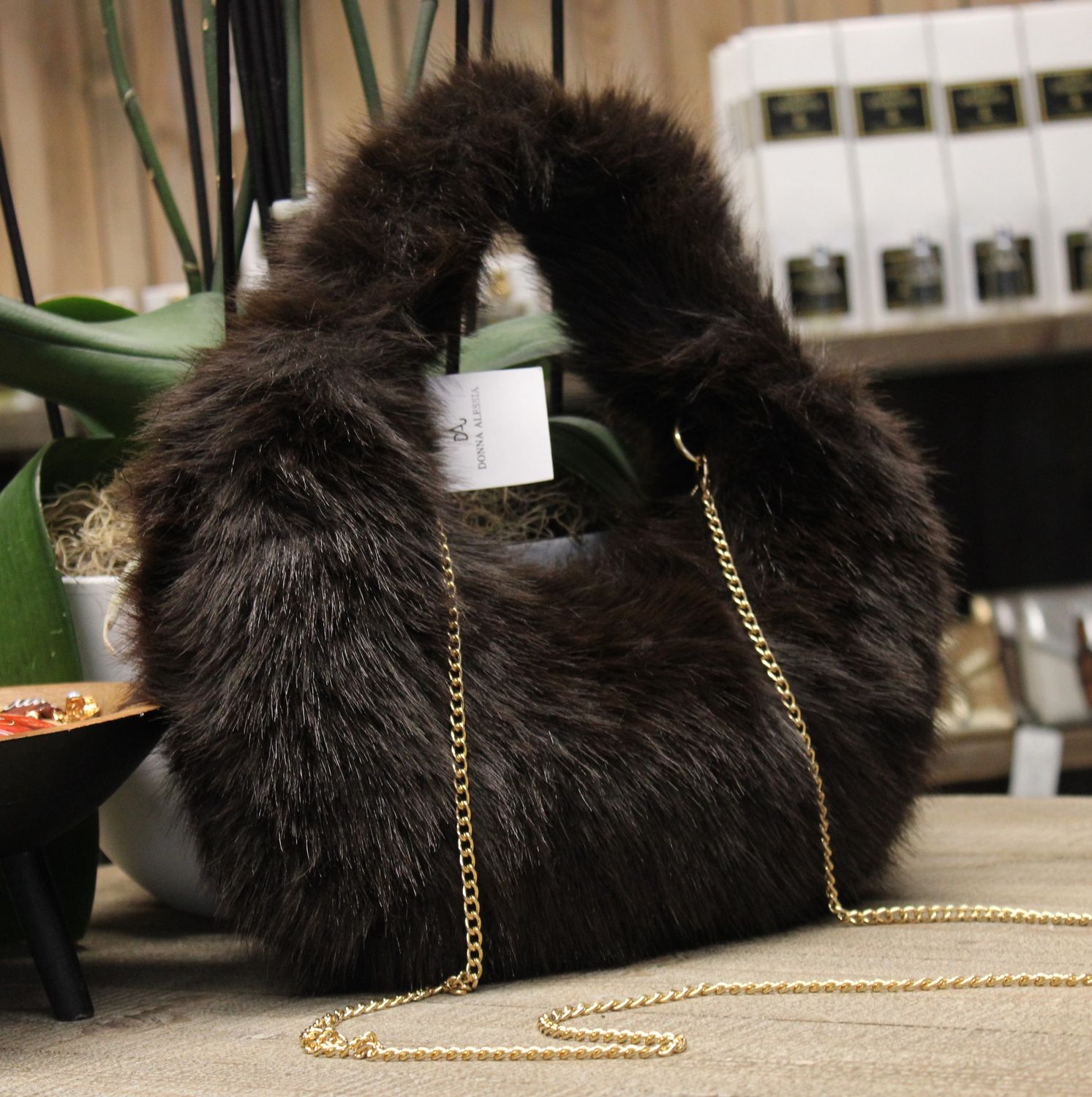 Sac épaule/bandoulière en fourrure synthétique marron foncé