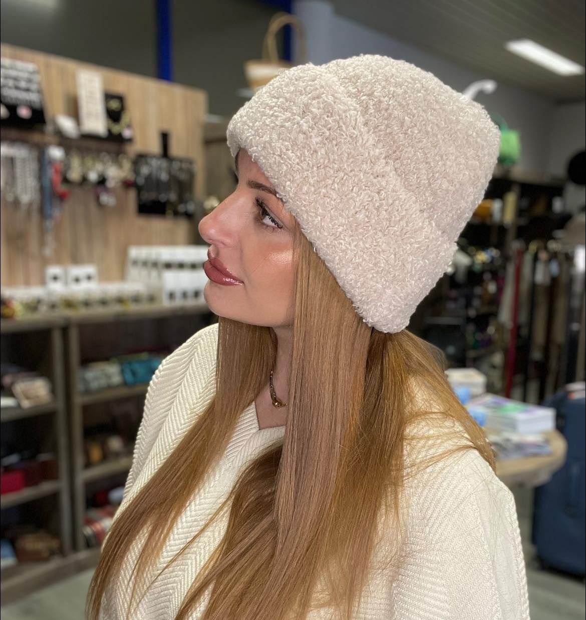 Bonnet en teddy beige