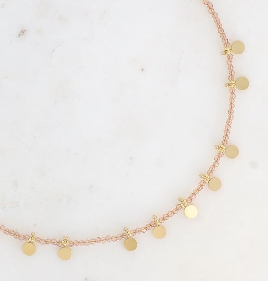 Ras de cou sur fil avec pampilles en acier doré et perles - Champagne