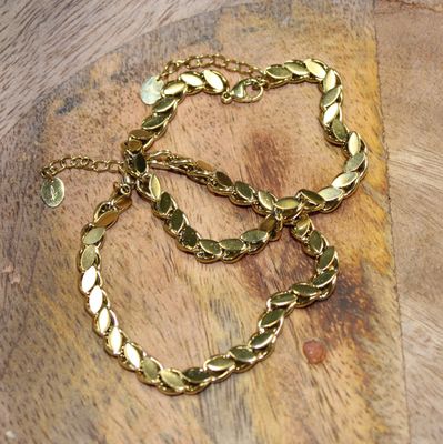 Bracelet en mailles épis en acier doré