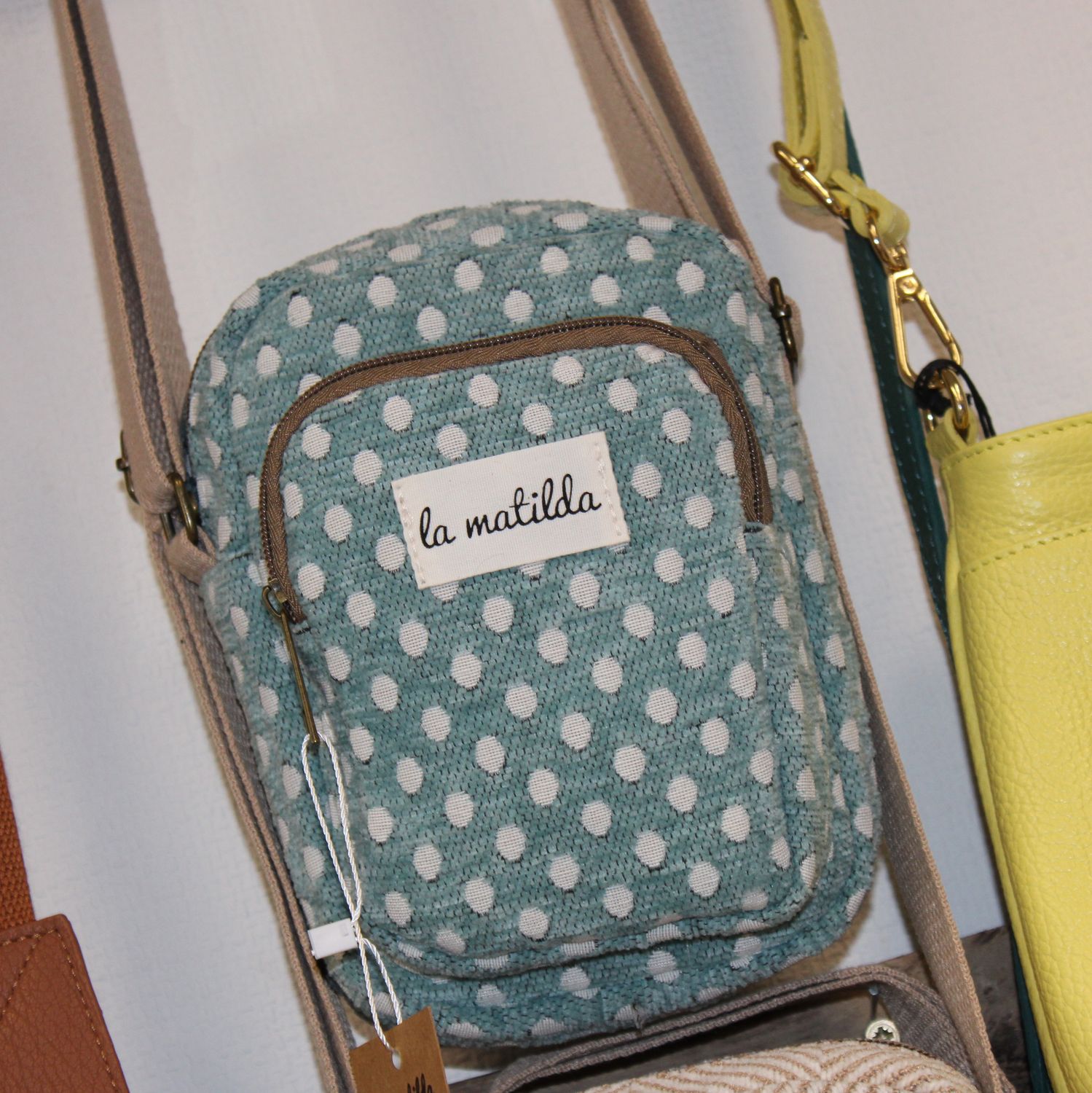 Pochette bandoulière en textile - Bleu à poids blancs