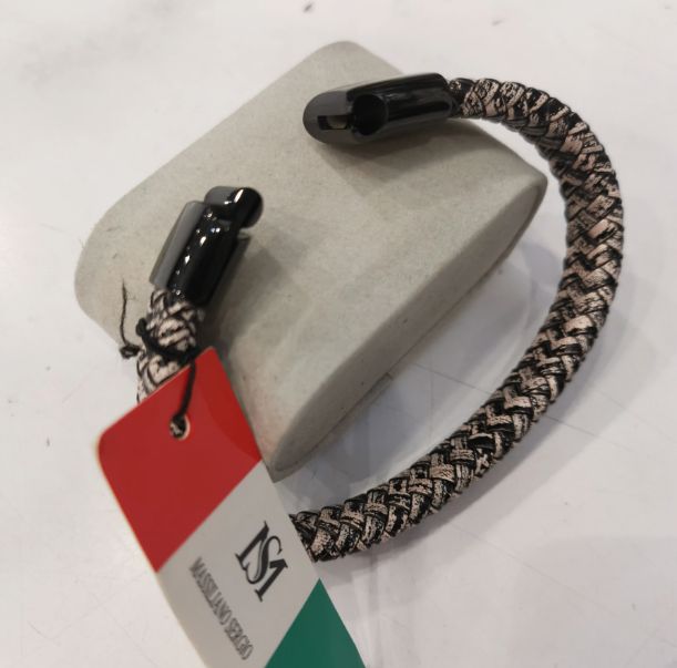 bracelet en croûte de cuir de vachette