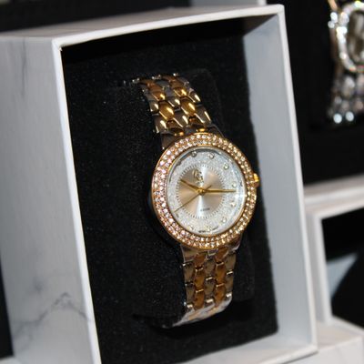 Montre en acier inoxydable bicolores avec strass et paillettes