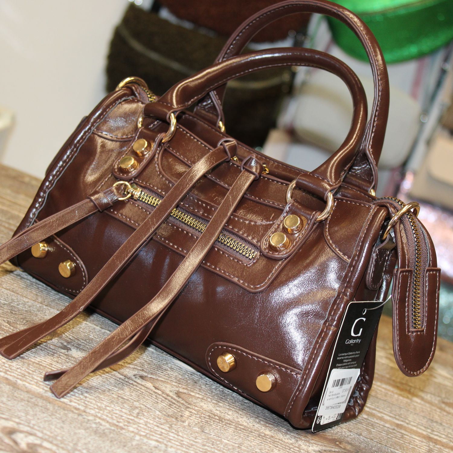 Sac à main/bandoulière en similicuir brillant - Marron