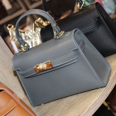 Petit sac à main/bandoulière en cuir grainé - Gris Foncé