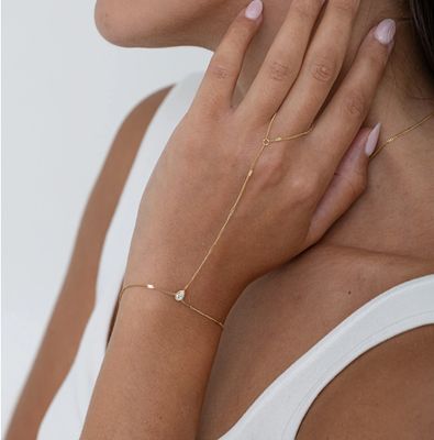 Chaine de main fine et scintillant en acier avec cristal - Or
