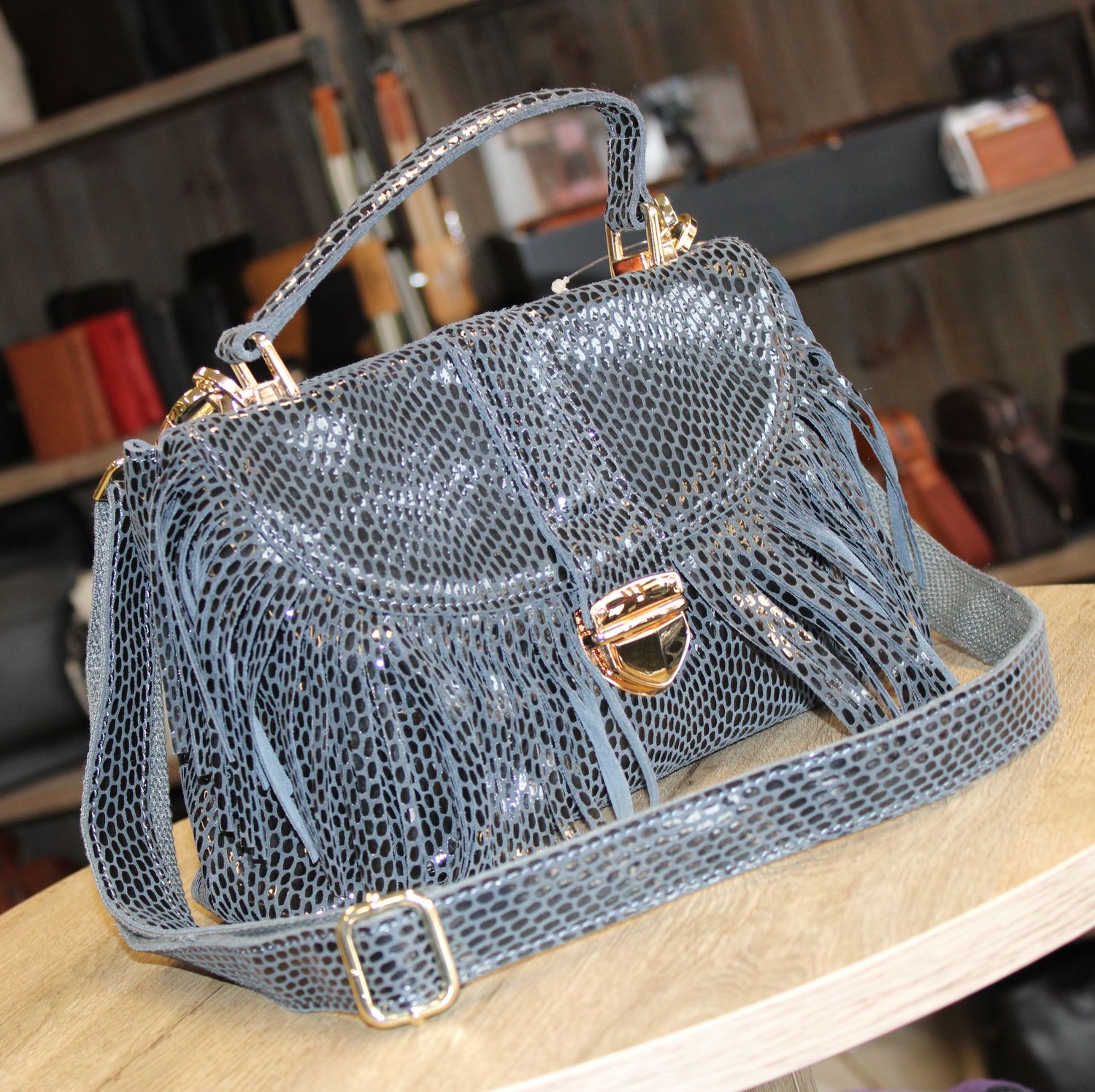 Sac en cuir brillant effet croco - Bleu Nuit