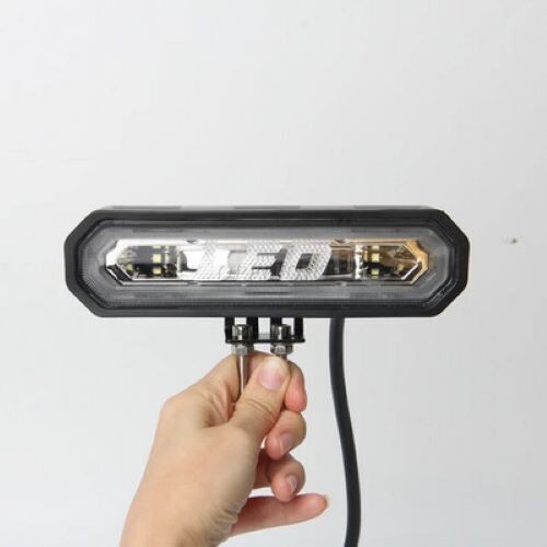 Luz trasera de LED de 7 pulgadas.