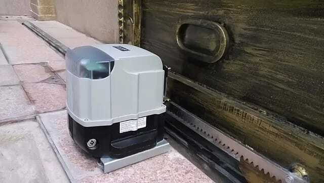 Motor eléctrico para portón 