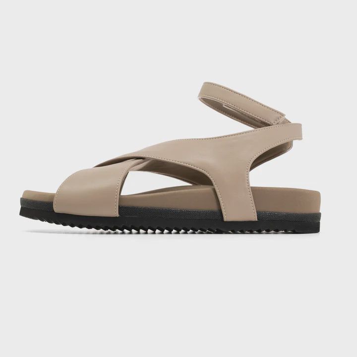 Roam Crossover Sandle