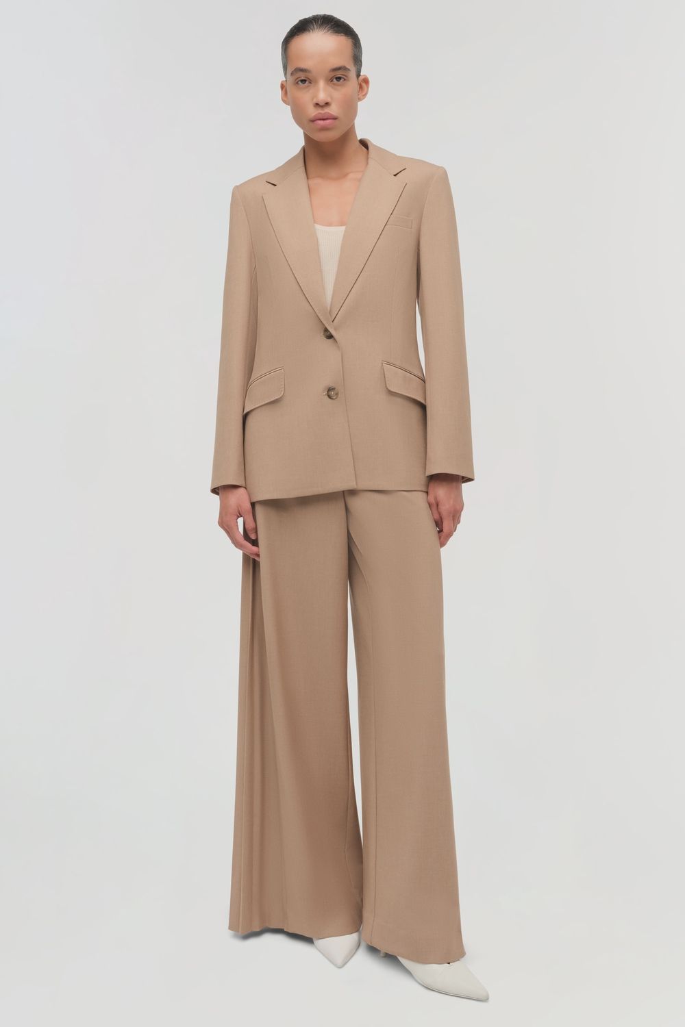 SIMKHAI MOREN PLEATED BACK BLAZER