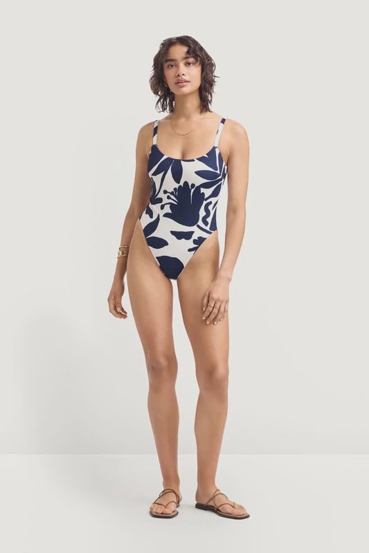 VITAMIN A NOVA ONE PIECE