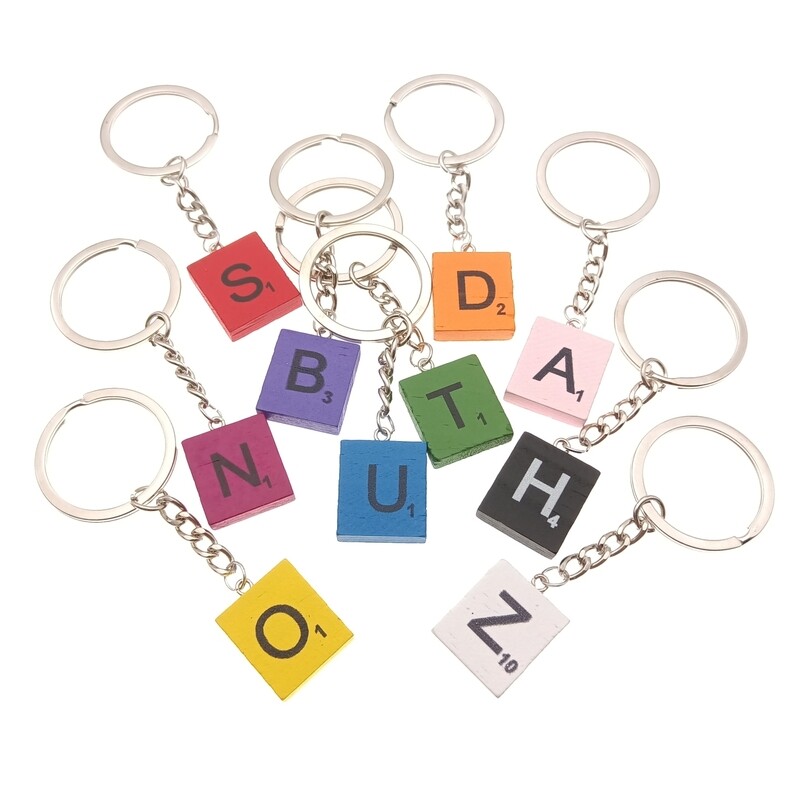 Sleutelhanger Gekleurd Hout Met Letter