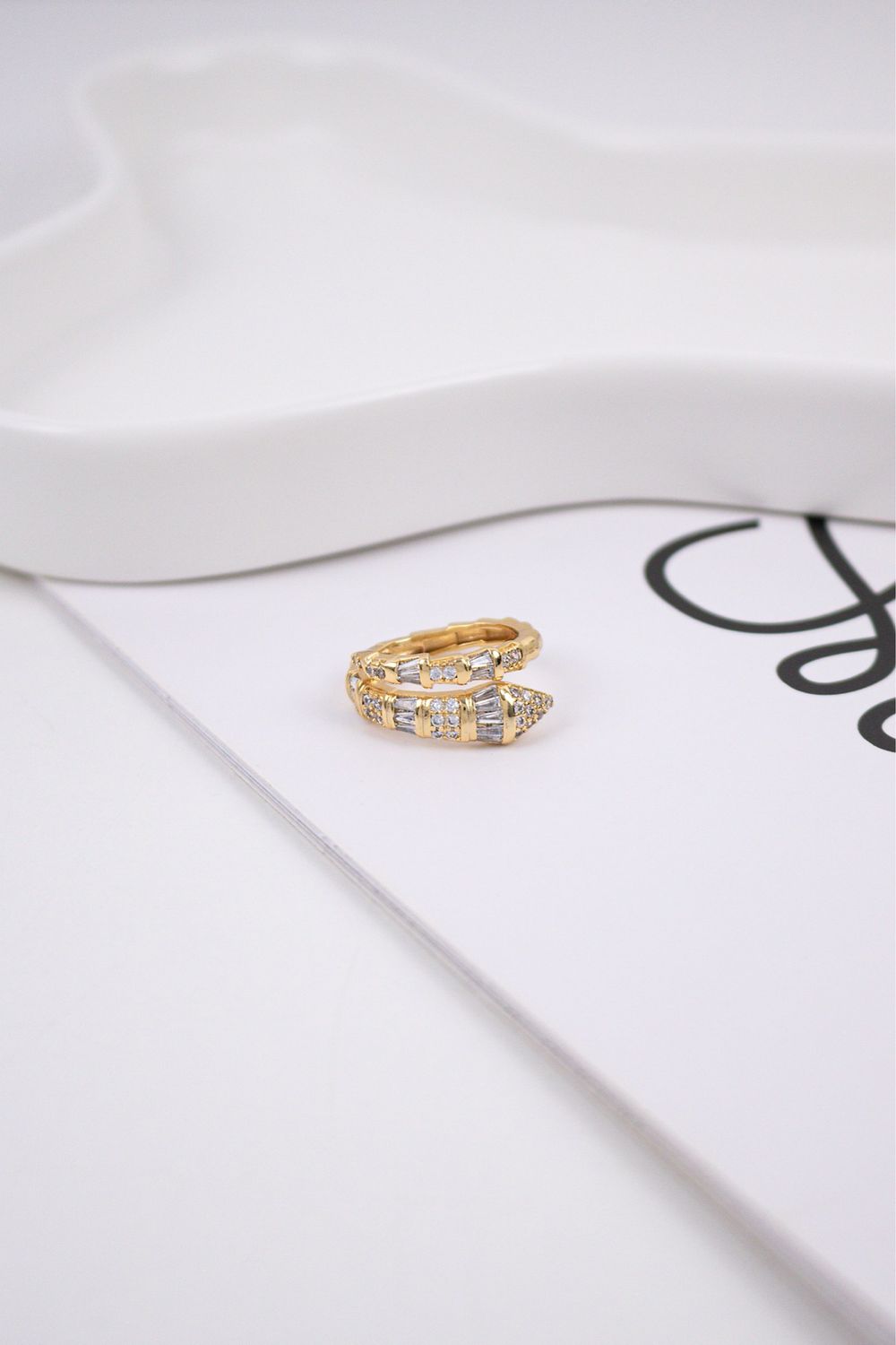 Angela Ring