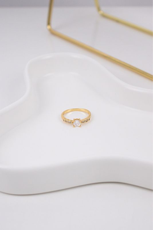Jaquelini Ring