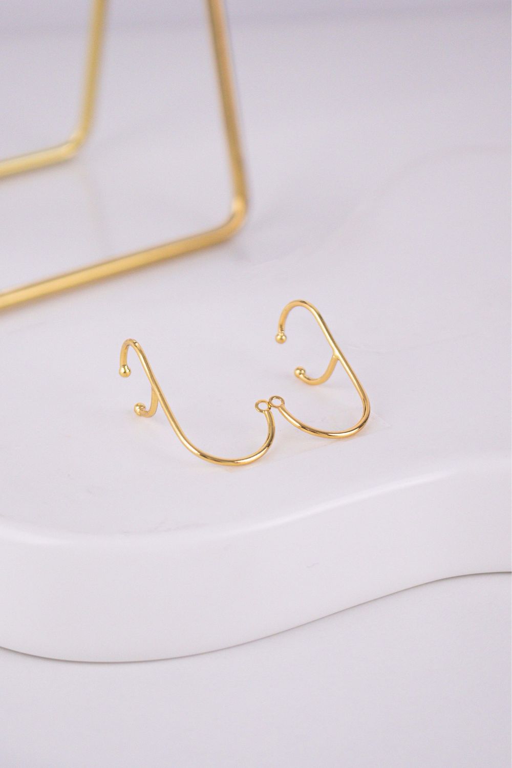 Clip-on piercing