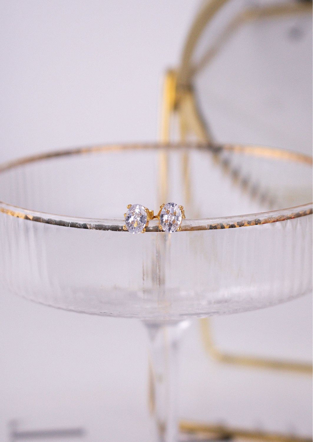 Luna Earrings 7mm