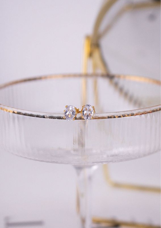 Luna Earrings 7mm