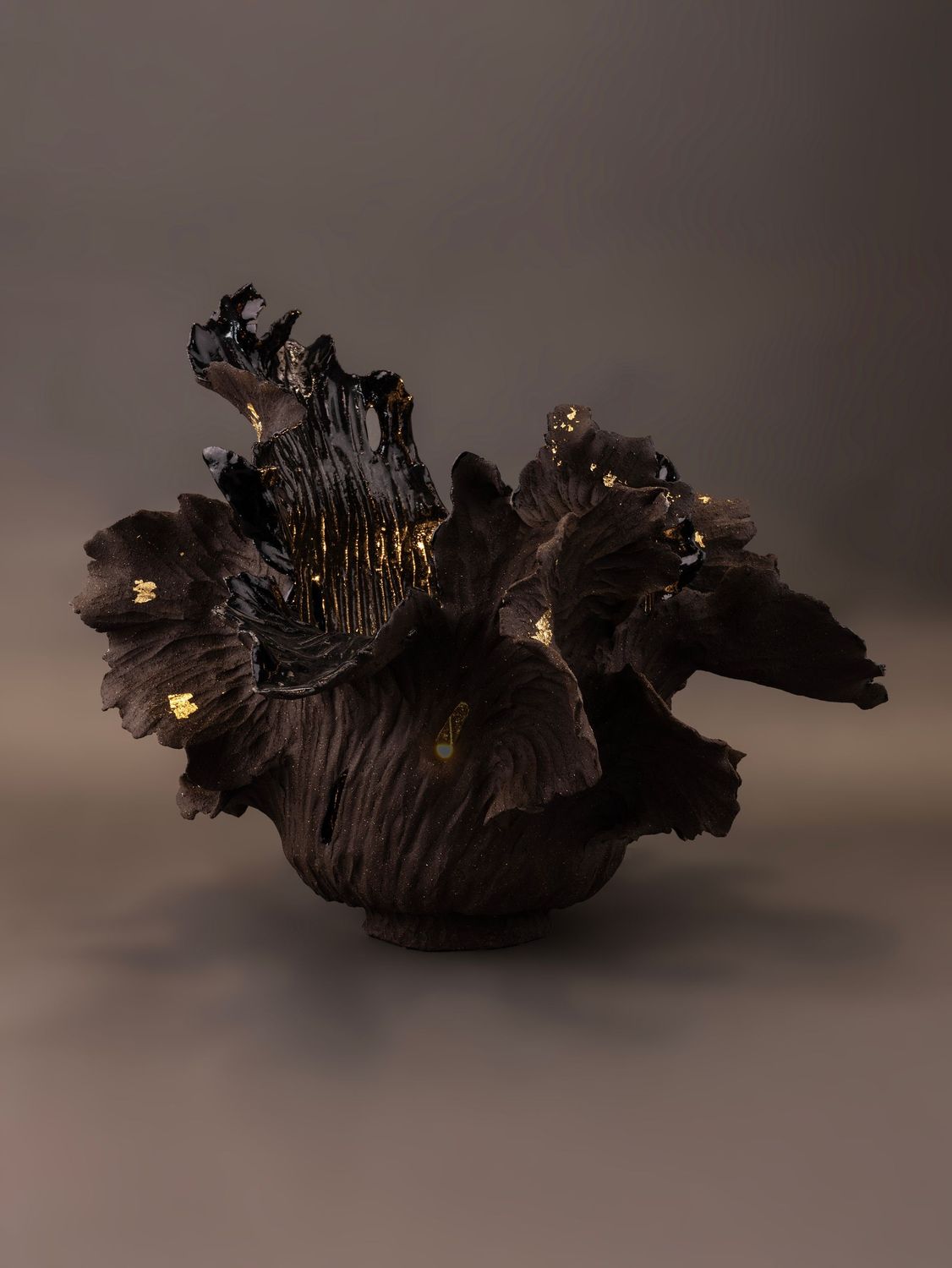 Black and Gold Magic lamp Black and Gold Magic lamp