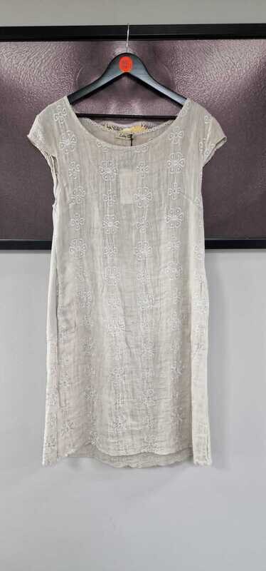 Leinenkleid Lady Go
Beige