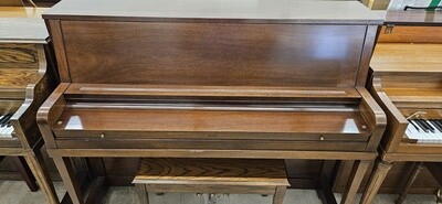BEAUTIFUL Everett Studio Piano
