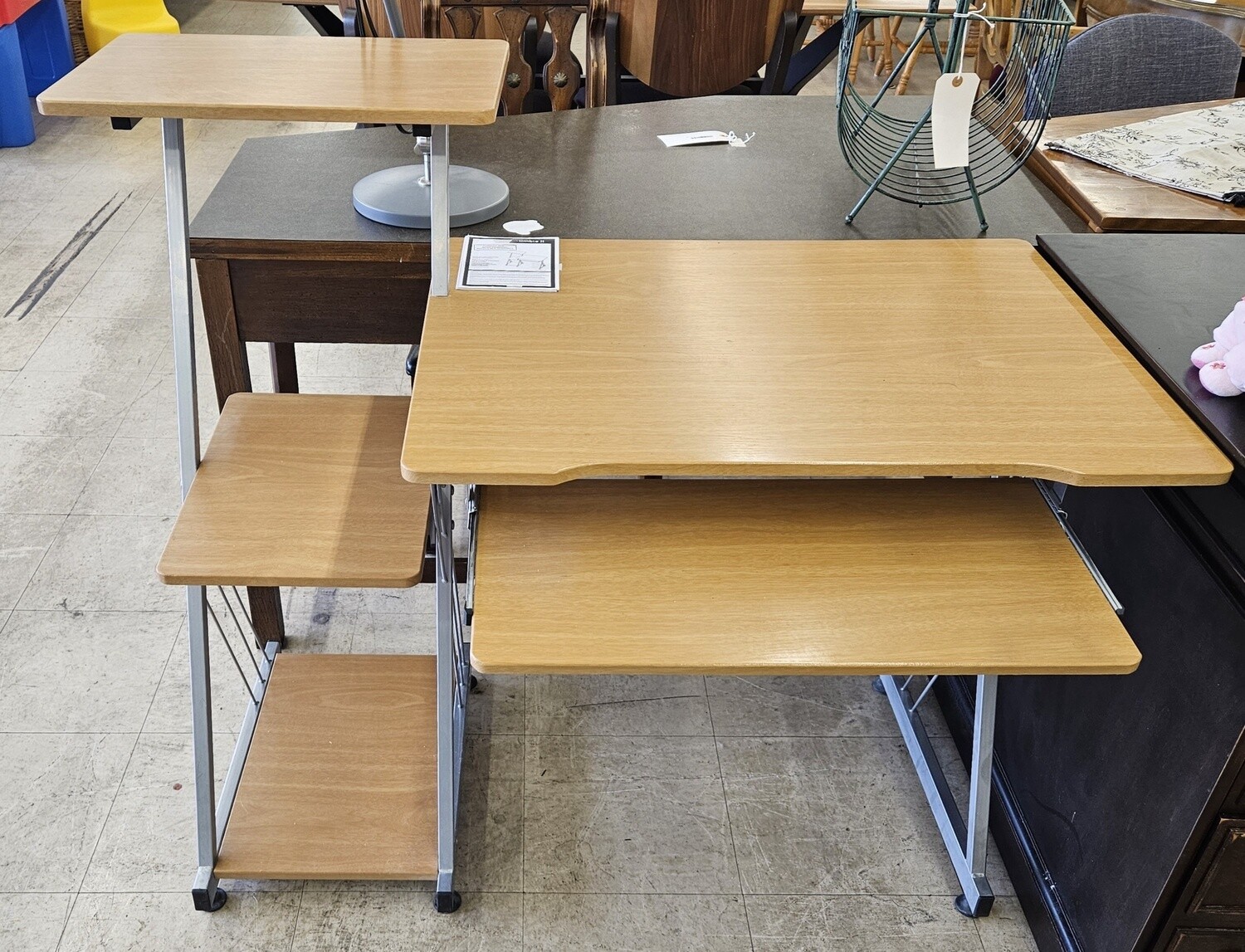 Limble 2 Computer Desk