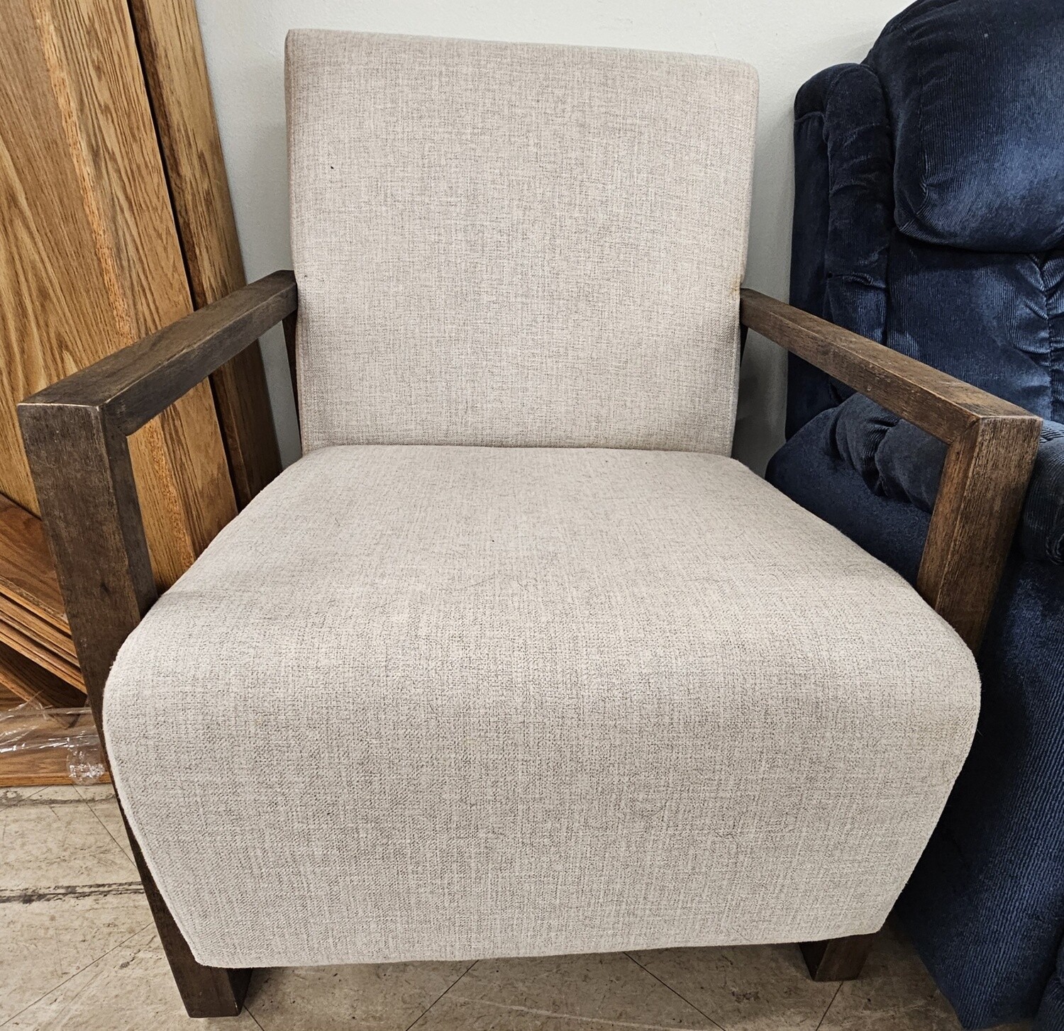 Maverick Linen Accent Chair