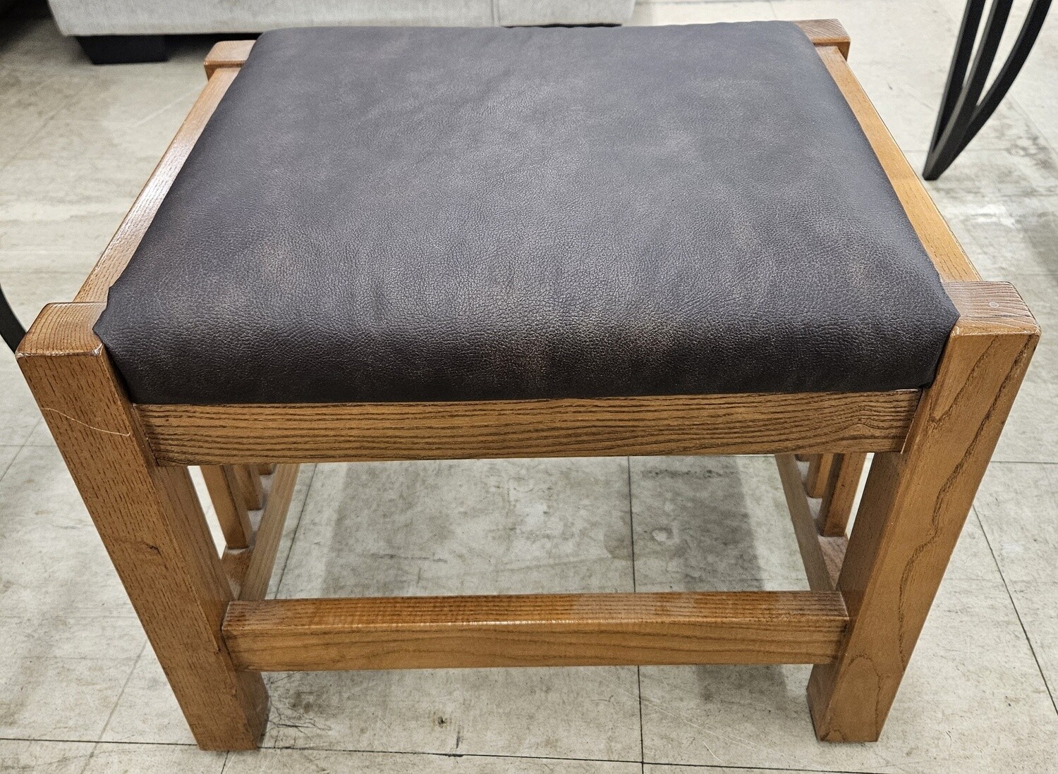 Oak &amp; Leather Foot Stool