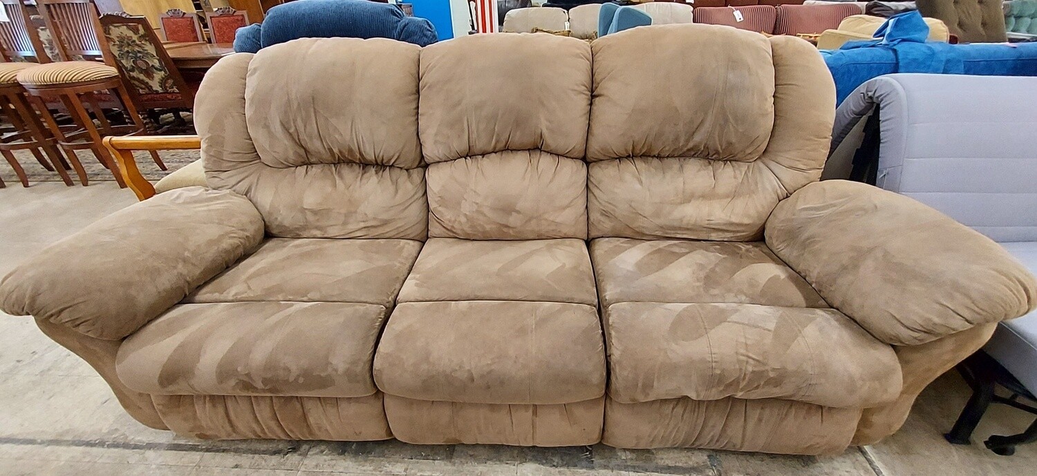 Comfy Tan Recliner Couch