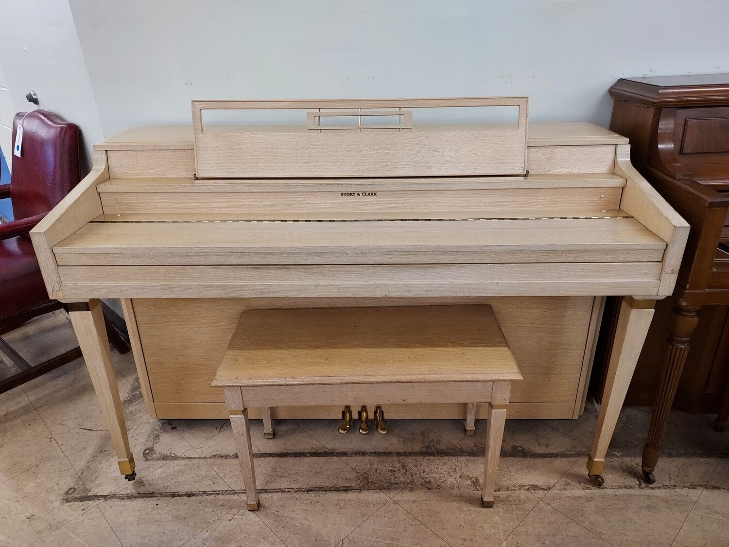 Blonde Story &amp; Clark Spinet