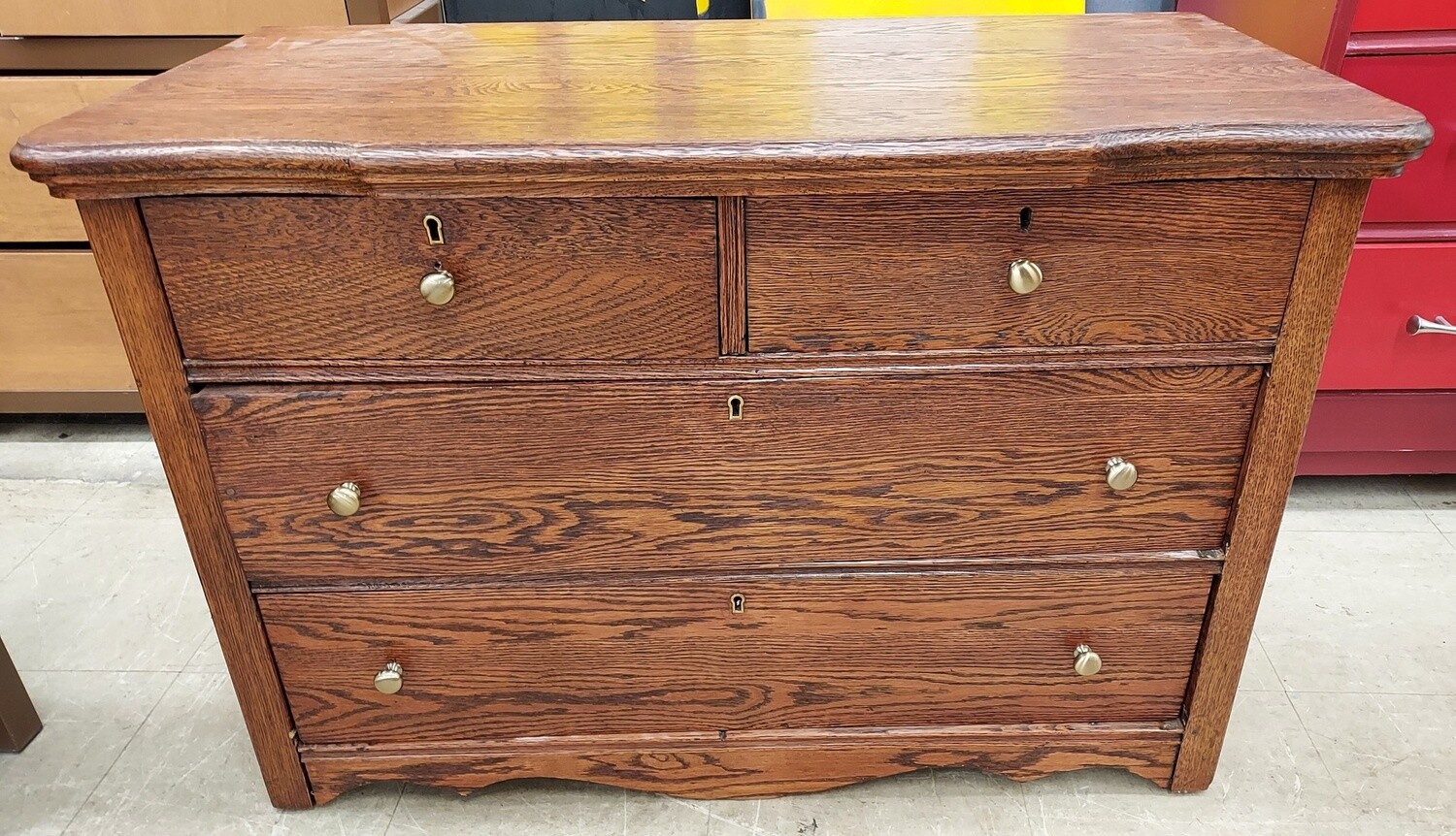 Small Antique 4 Drawer Dresser