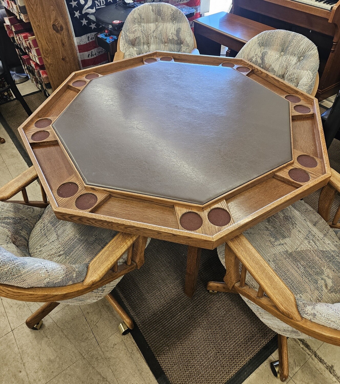 Poker Table
