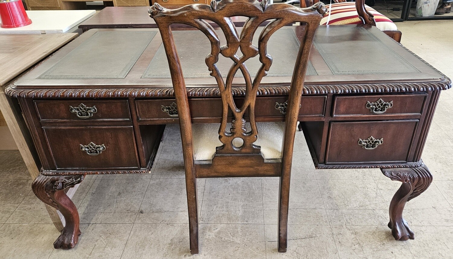 Vintage Hooker Mahogany Chippendale Style Leather Top Writing Desk