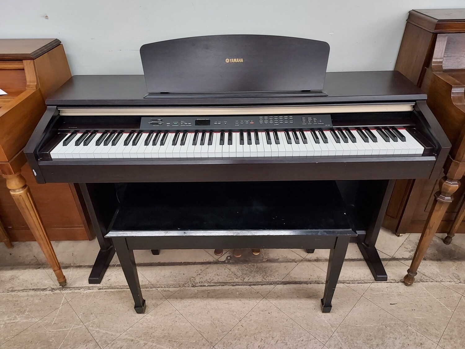 Yamaha YDP223 Electric Keyboard
