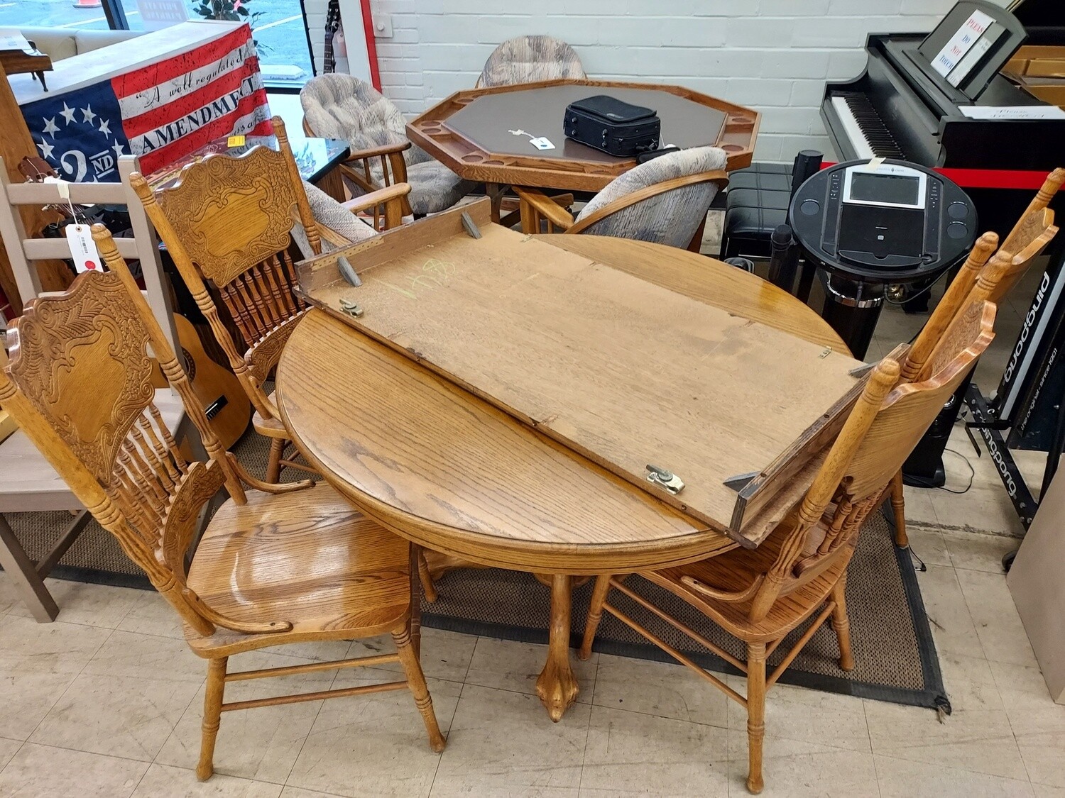Oak Dining Table w/4 Chairs