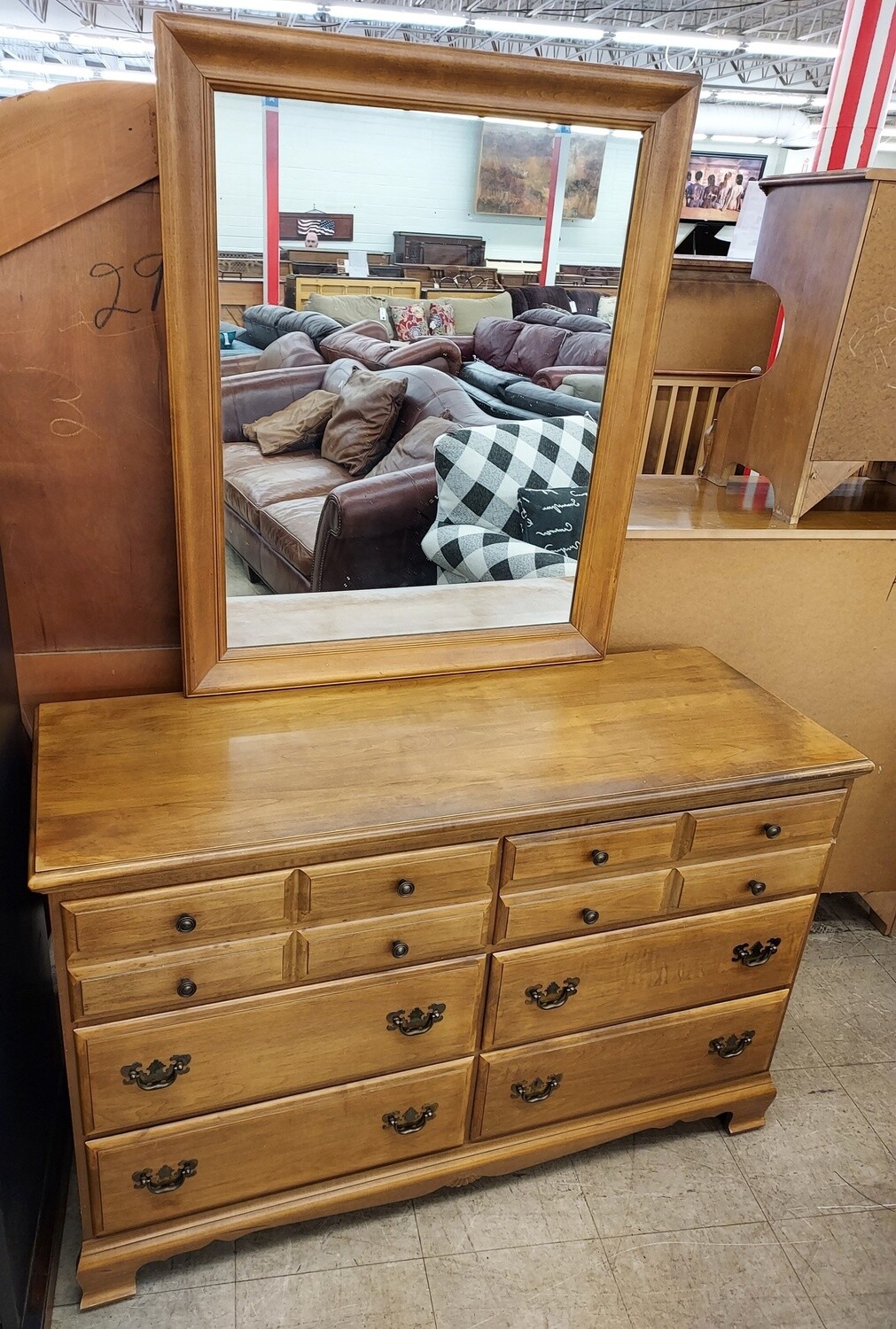 Splendid Mid-century 6 Drawer Dresser