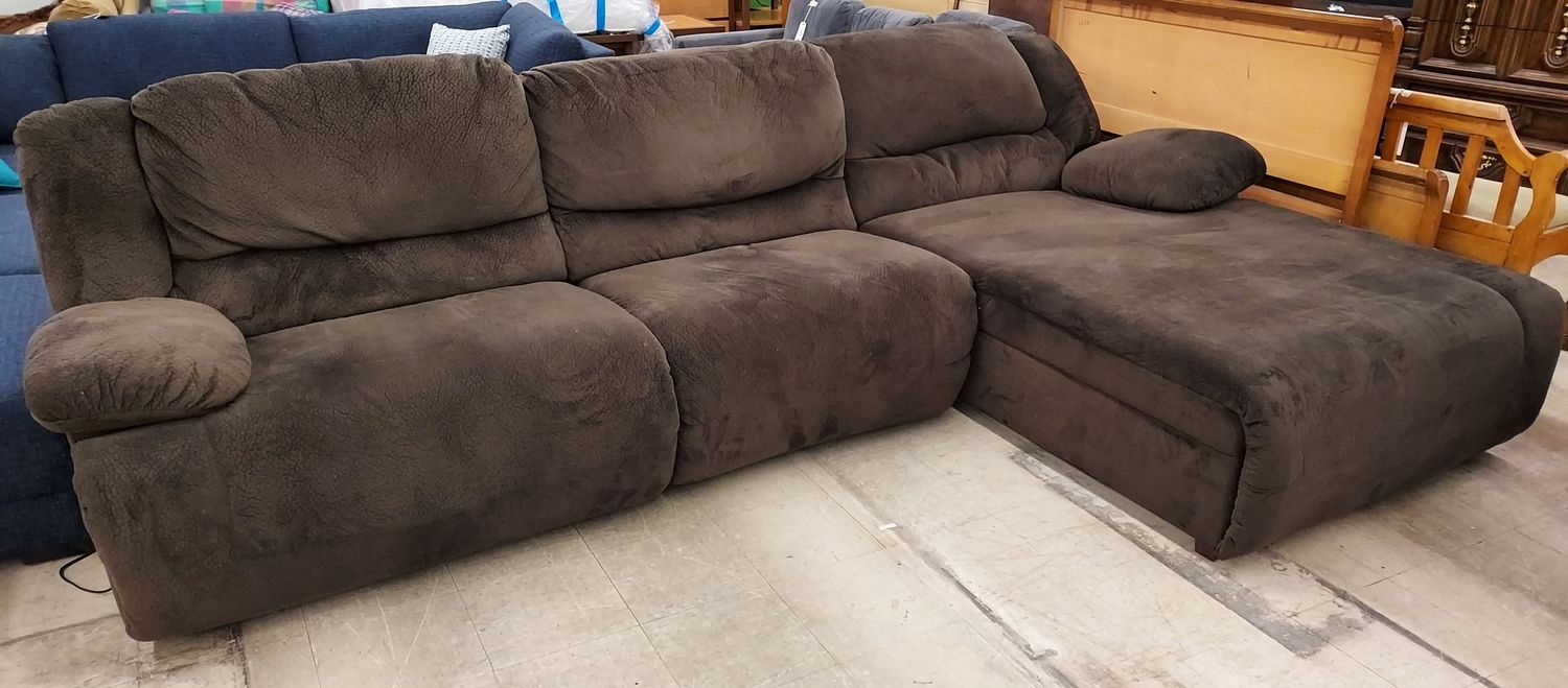 Fuzzy Wuzzy Power Reclining Couch