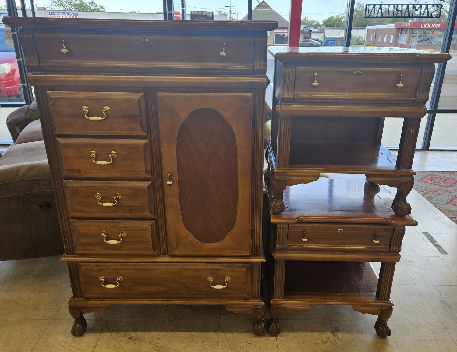 Rock City Furniture Co. Armoire