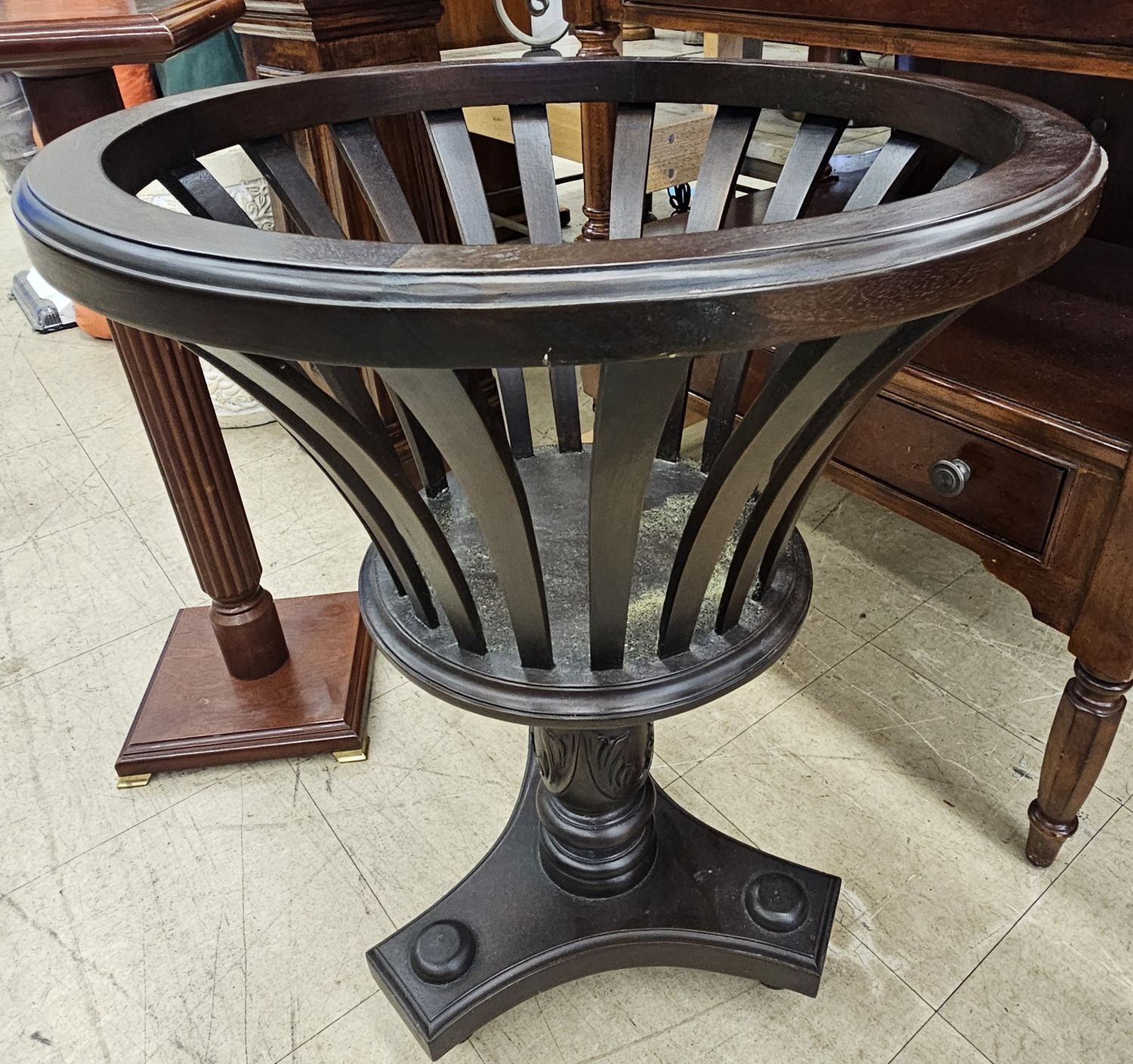 Regency-style slatted wood urn